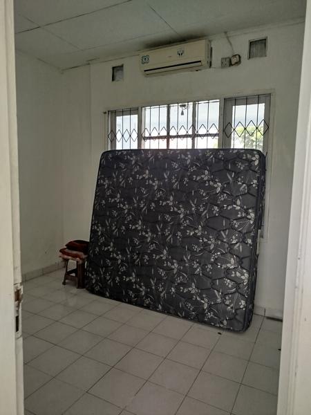 Rumah Disewakan Semi Furnished di Cluster  Montana Executive Residence